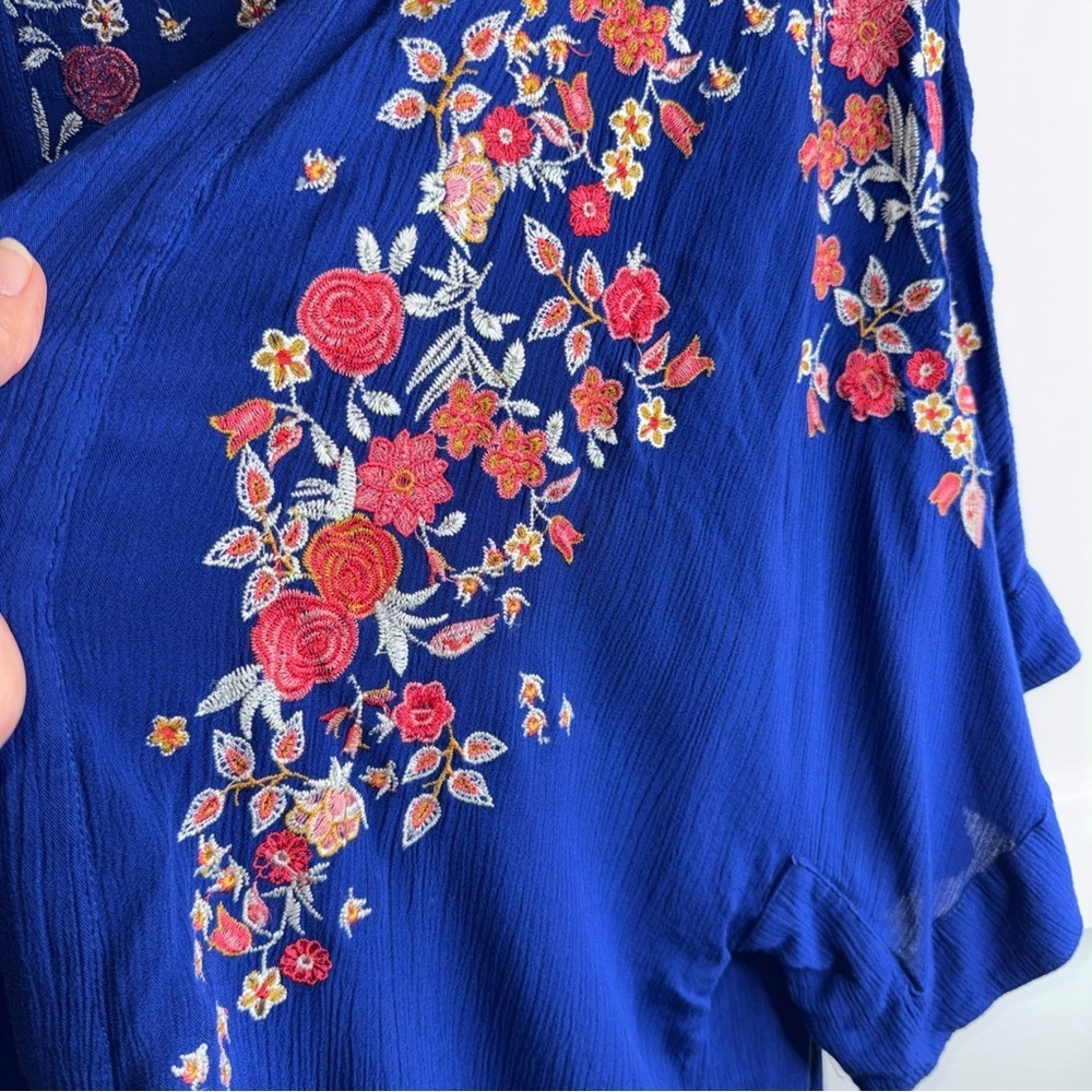 Floral Embroidered Blue Kimono with embroidery.  Reminiscent of Johnny Was - Picture 5 of 8